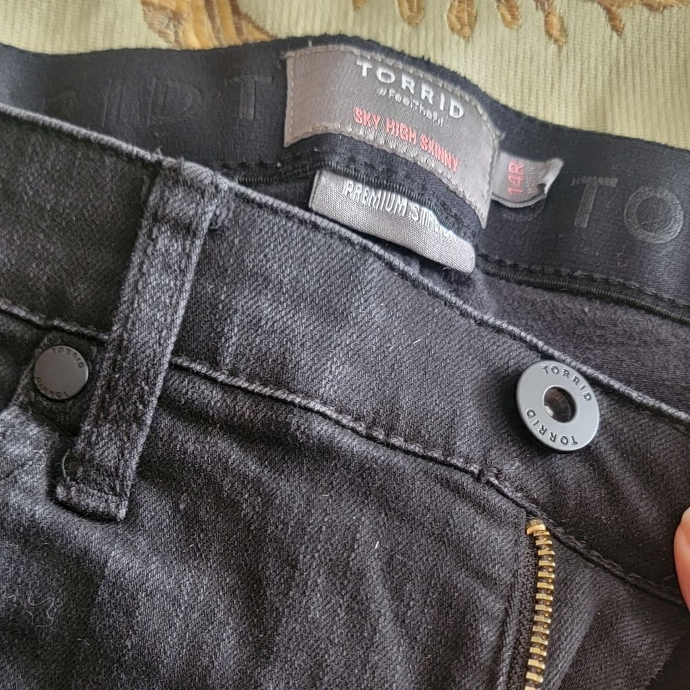 Torrid distressed skinny jeans - Picture 2 of 13